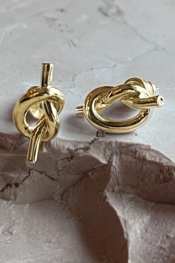 Vela Gold Earrings