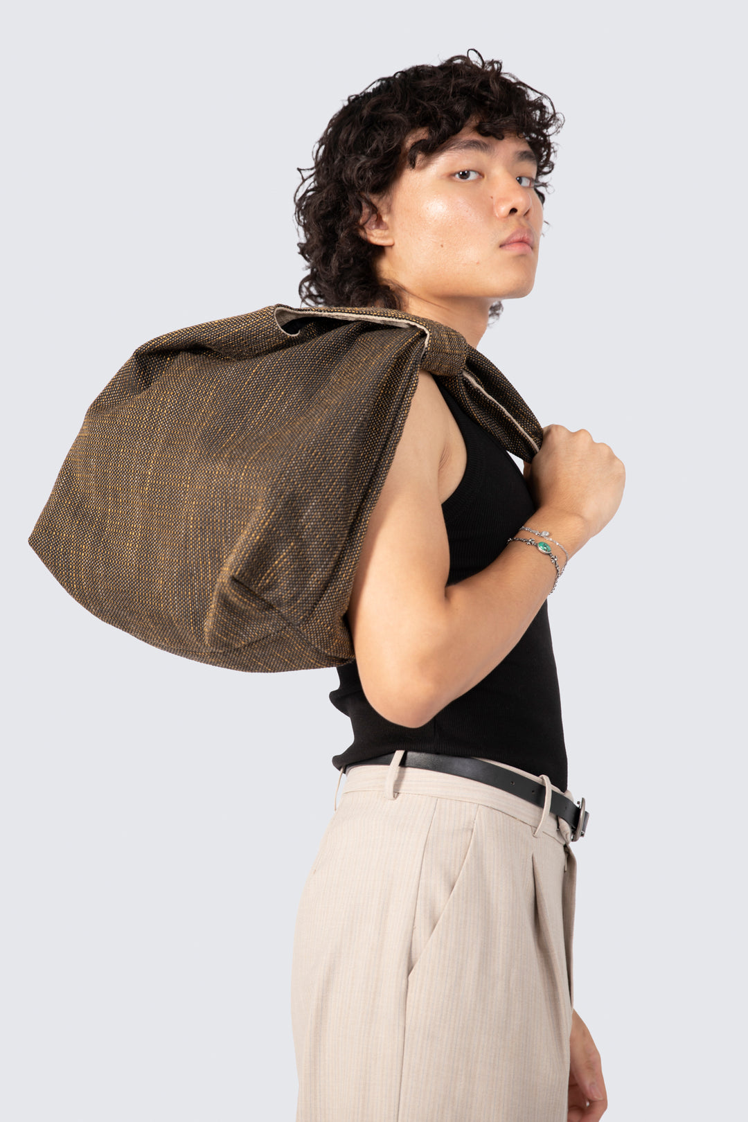 Maxi Reversible Knot Bag In Brown & Beige