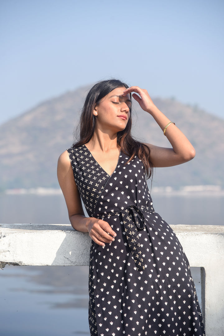 Sienna Wrap Dress Dabu Mix in Black