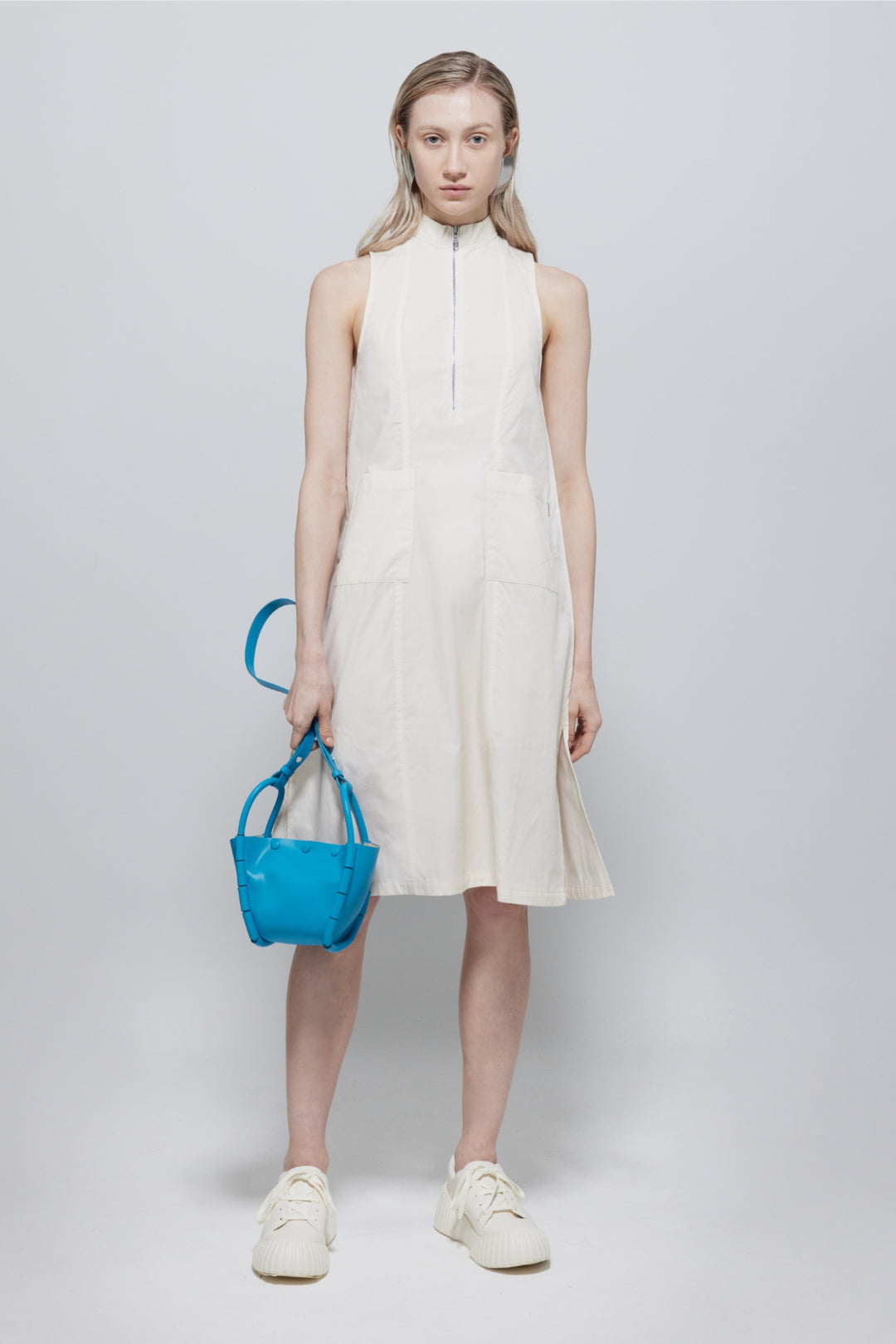 Amelie Sleeveless Zipped Dress In Cream