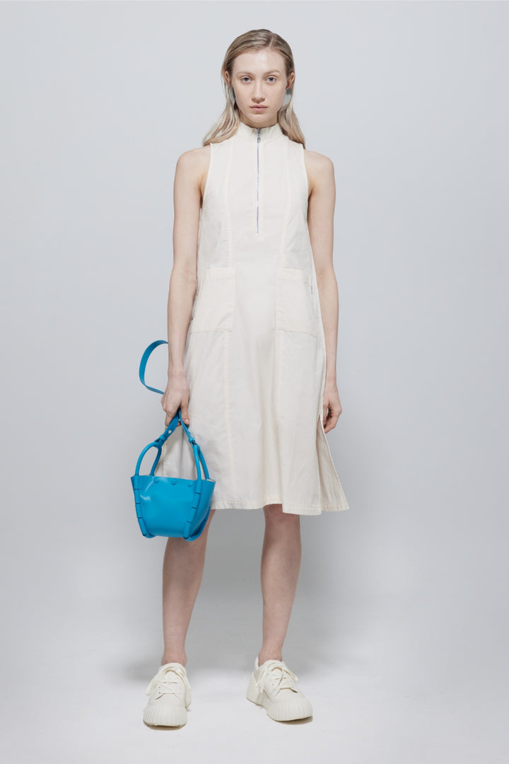 Amelie Sleeveless Zipped Dress In Cream