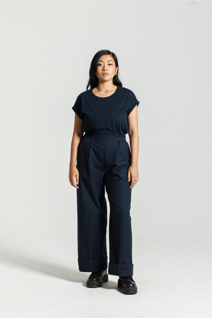 Rolled Sleeve Tee in Navy
