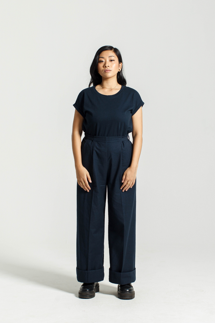 Rolled Sleeve Tee in Navy