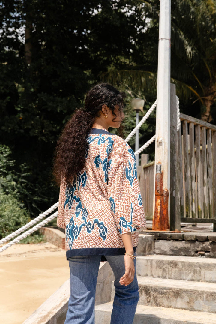 Batik Unisex Jacket In Tumbuh Clay