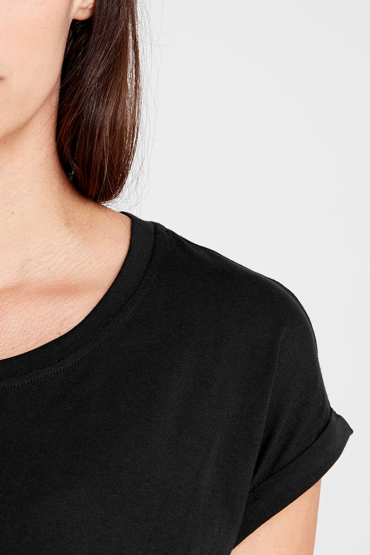 Dorsu Roll Sleeve Crew Black T-Shirt, available on ZERRIN
