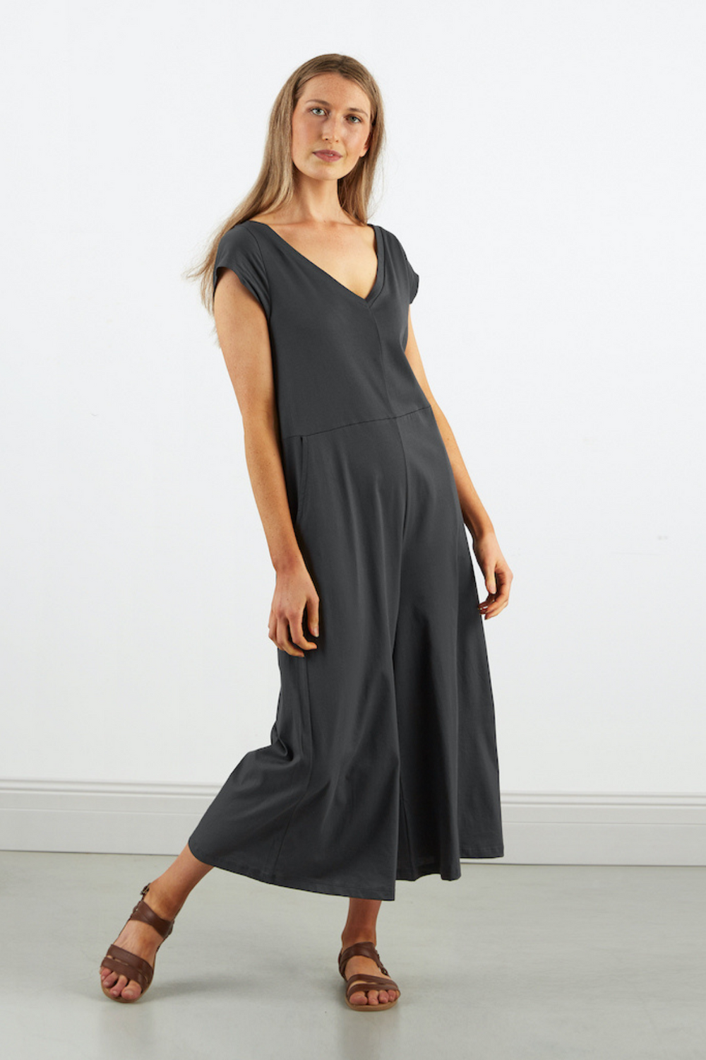 Dorsu Wide Leg Jumpsuit in Charcoal, available on ZERRIN with free Singapore shipping