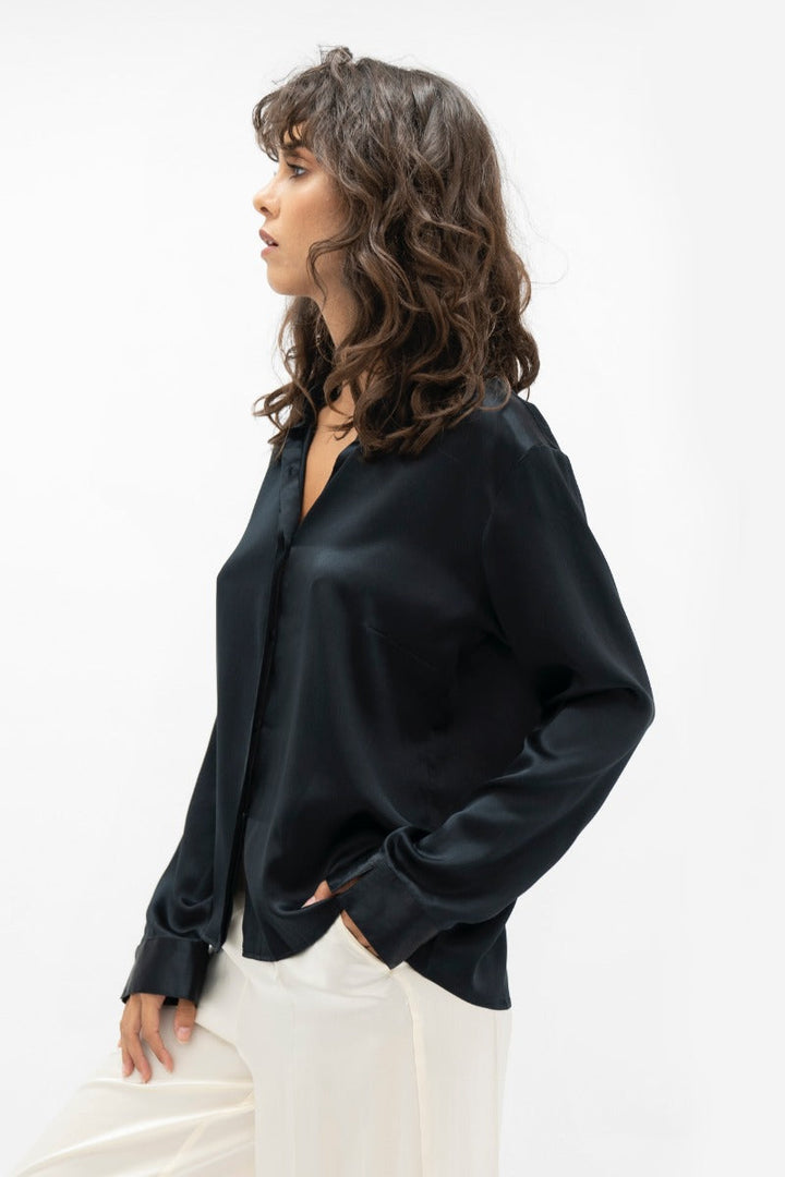 Kobe UKB Blouse In Black