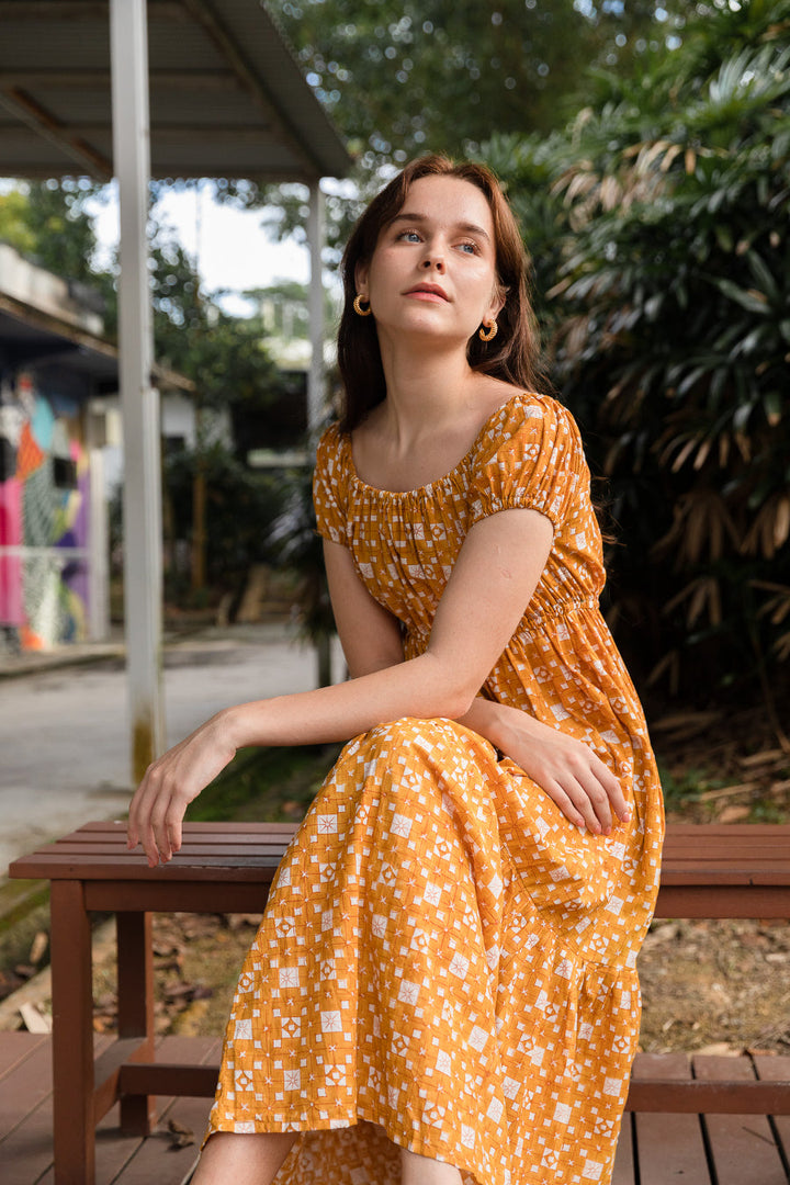 Laina Dress in Gold