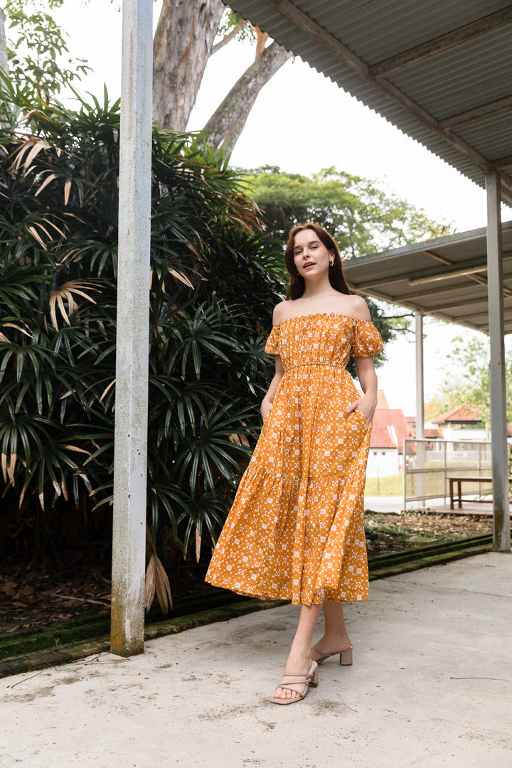 Laina Dress in Gold