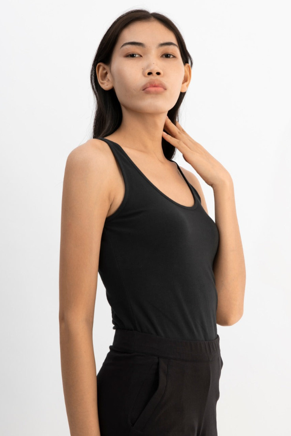 Shape Tank in Black