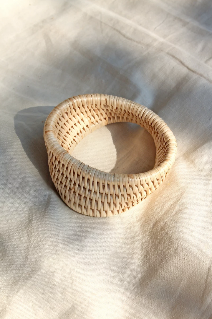 Manava Nova Bangle in Medium, available on ZERRIN with free Singapore shipping