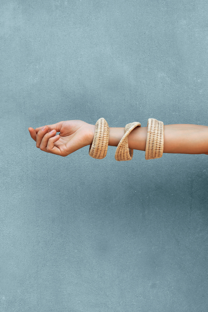 Manava Dawn Bangle in Medium, available on ZERRIN with free Singapore shipping