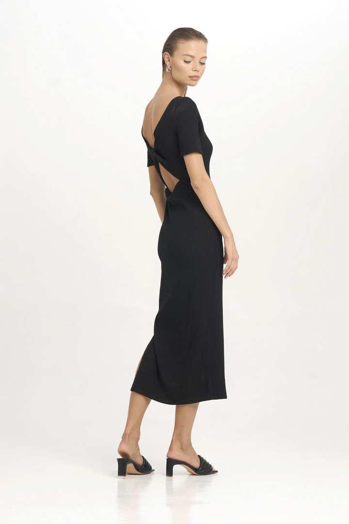 Sans Faff Frederica Reversi Dress, available on ZERRIN with free Singapore shipping