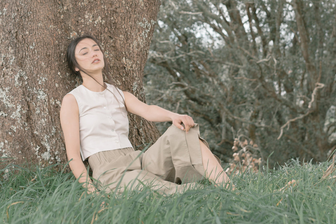 Shop sustainable fashion label Esse on ZERRIN