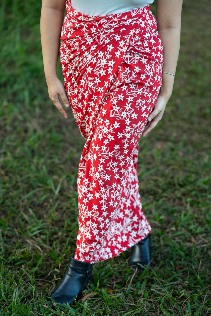 Batik Sarong Skirt In Jasmin Saga Seed