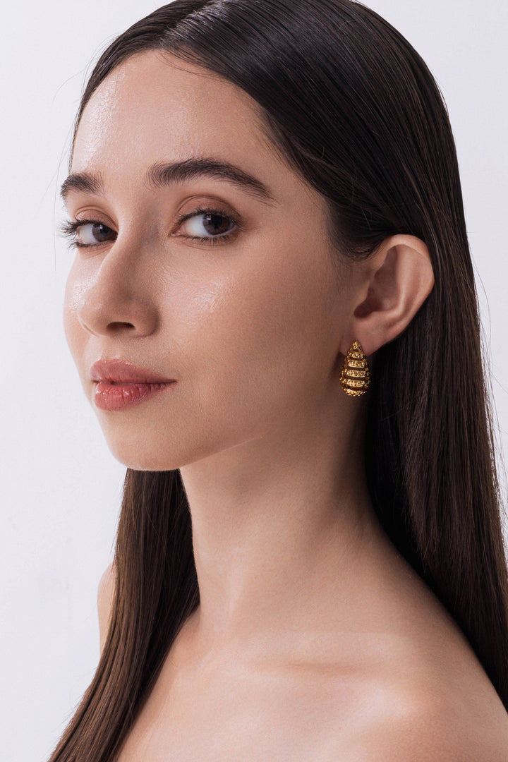 Queen B Earrings In Gold