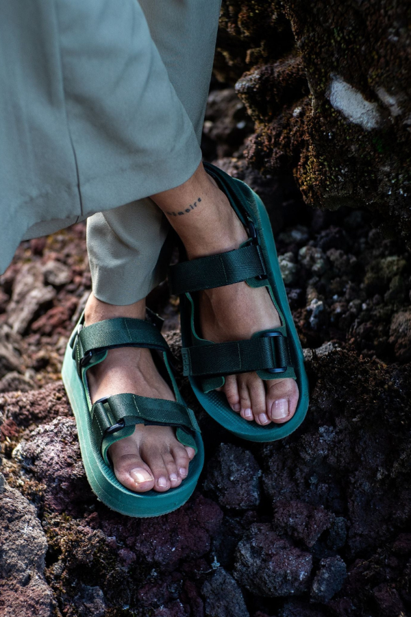 Indosole Women’s Adventurer Sandals In Leaf