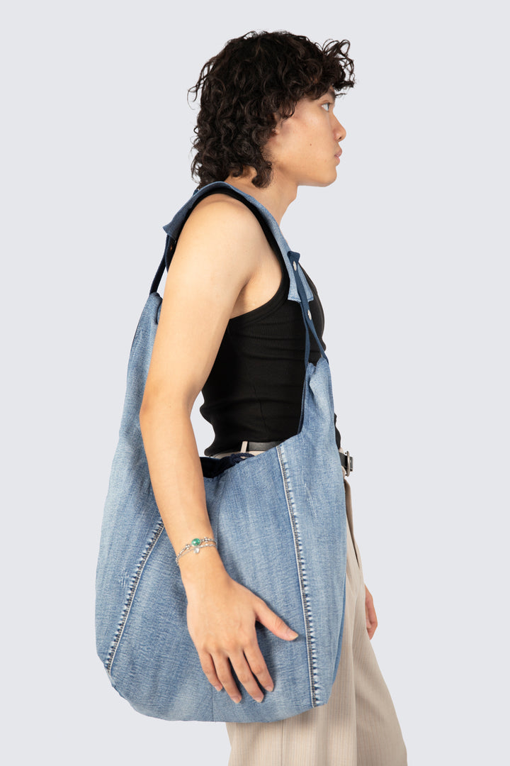 Maxi Reversible Knot Bag In Denim