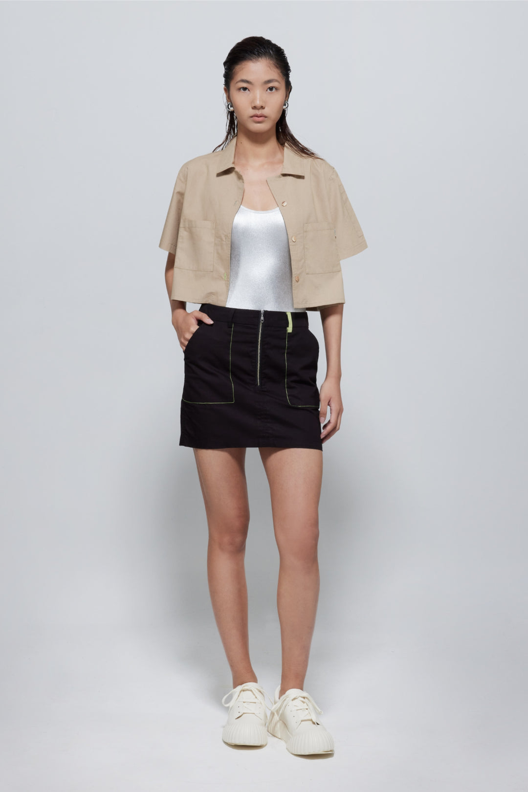 Alex Boxy Cropped Short-Sleeved Shirt In Oat