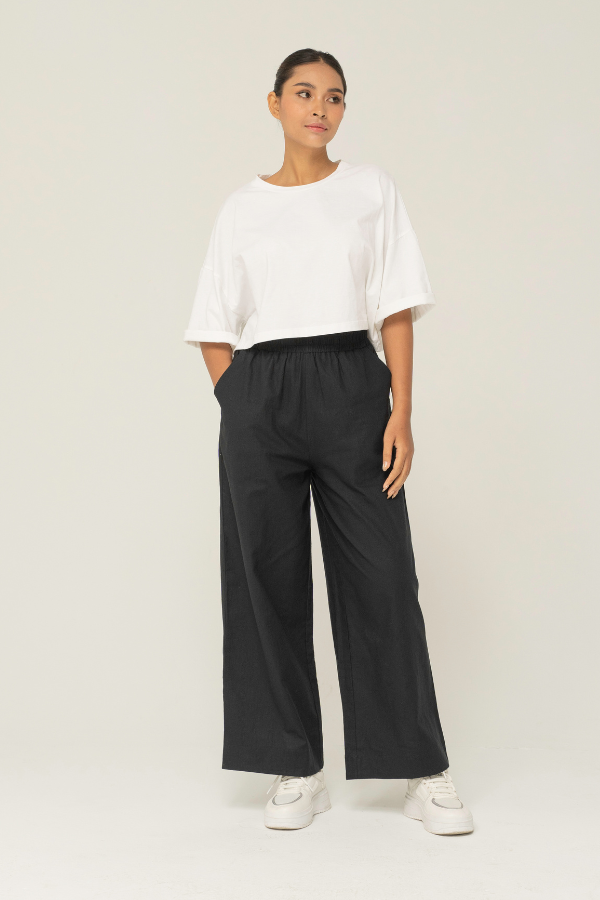 Dorsu | Women's Basics Minimalist Clothing Singapore | ZERRIN Dorsu | Women's Basics Minimalist Clothing Singapore | ZERRIN