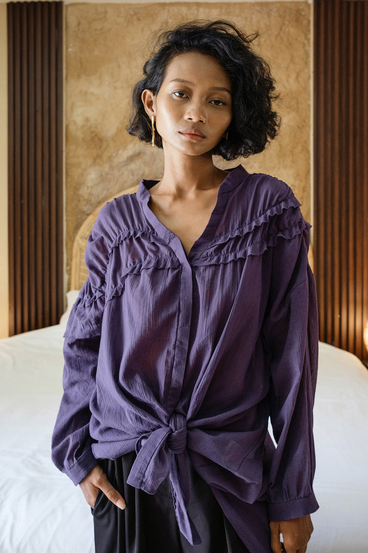 Lucia Oversized Ruffles Shirt In Parachute Purple