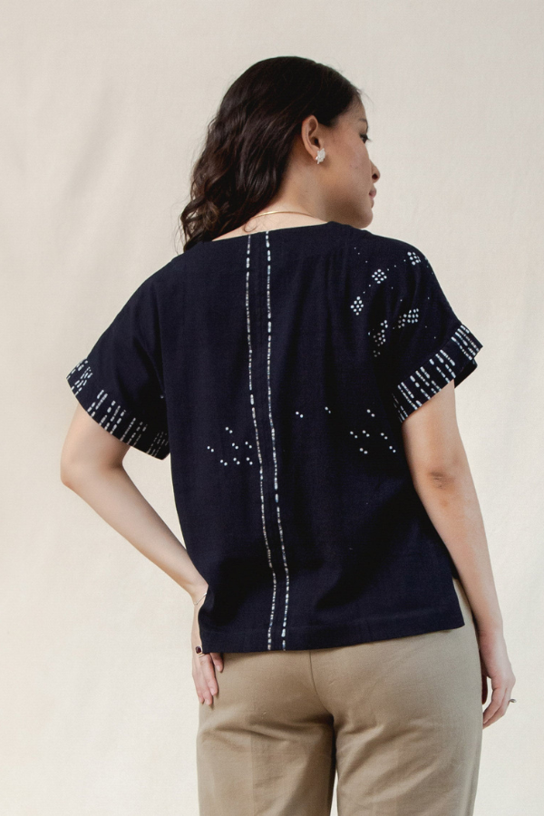 SukkhaCitta Angkasa Tenun Crop Tee in Noir