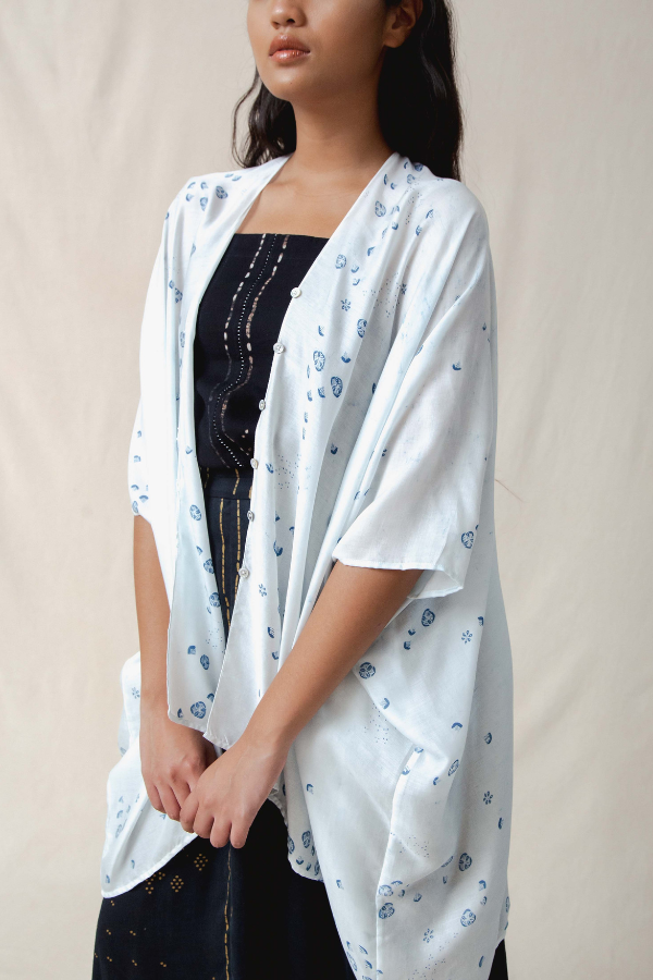SukkhaCitta Seribu Bunga Ethereal Tencel Kimono in Porcelain
