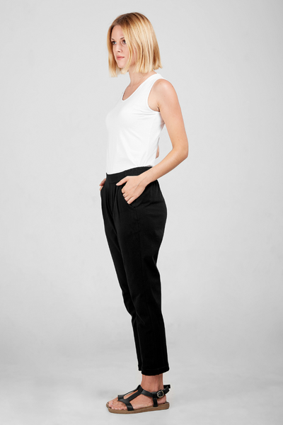 Side view of Dorsu Black Slouch Pant, available on ZERRIN