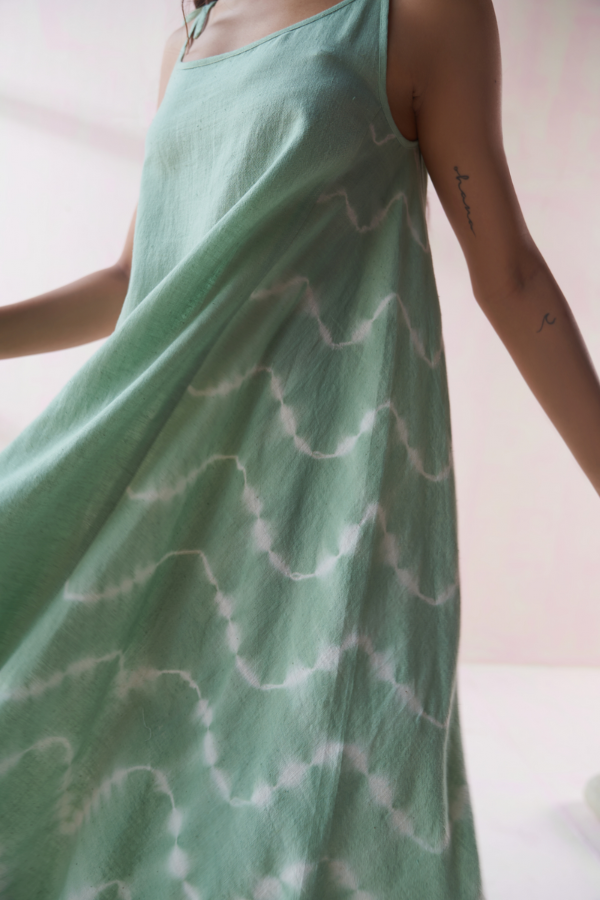 Close up of Sui The Wavy Tie Dye Organic Cotton Maxi Dress, available on ZERRIN