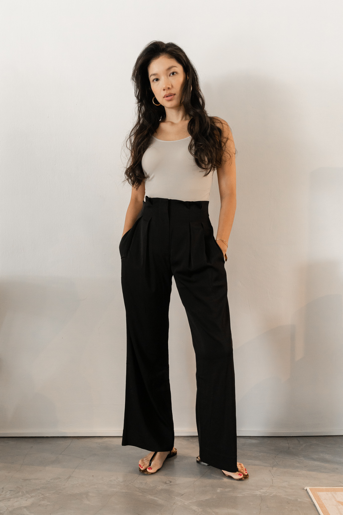 Su By Hand Sammy Pants, available on ZERRIN with free Singapore shipping