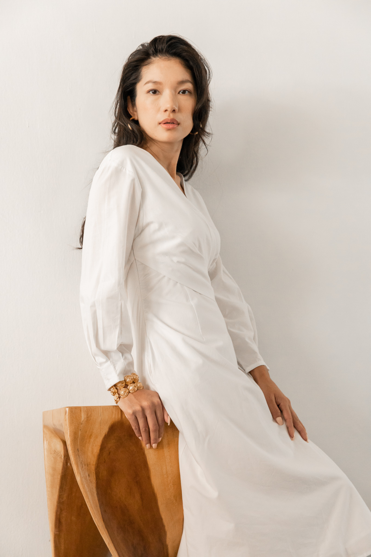 Su By Hand Vanda Dress in White, available on ZERRIN with free Singapore shipping