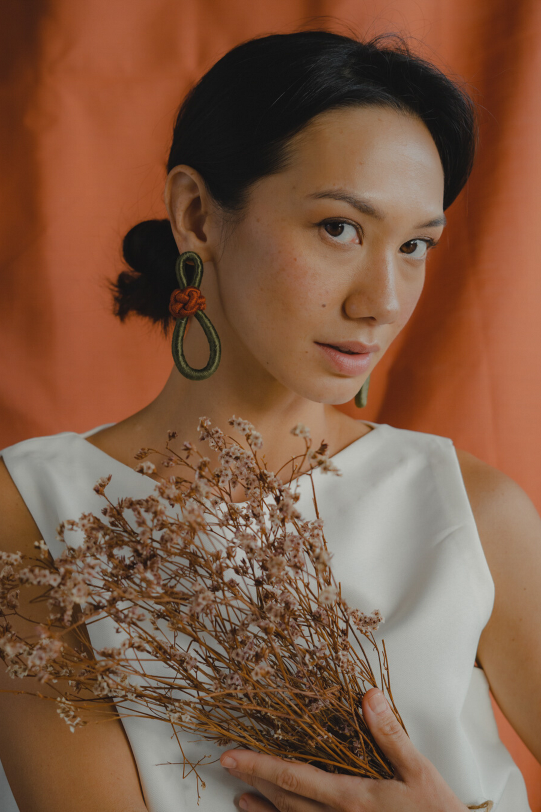 Talee Ania Loop Earrings in Pine & Sunset, available on ZERRIN with free Singapore shipping