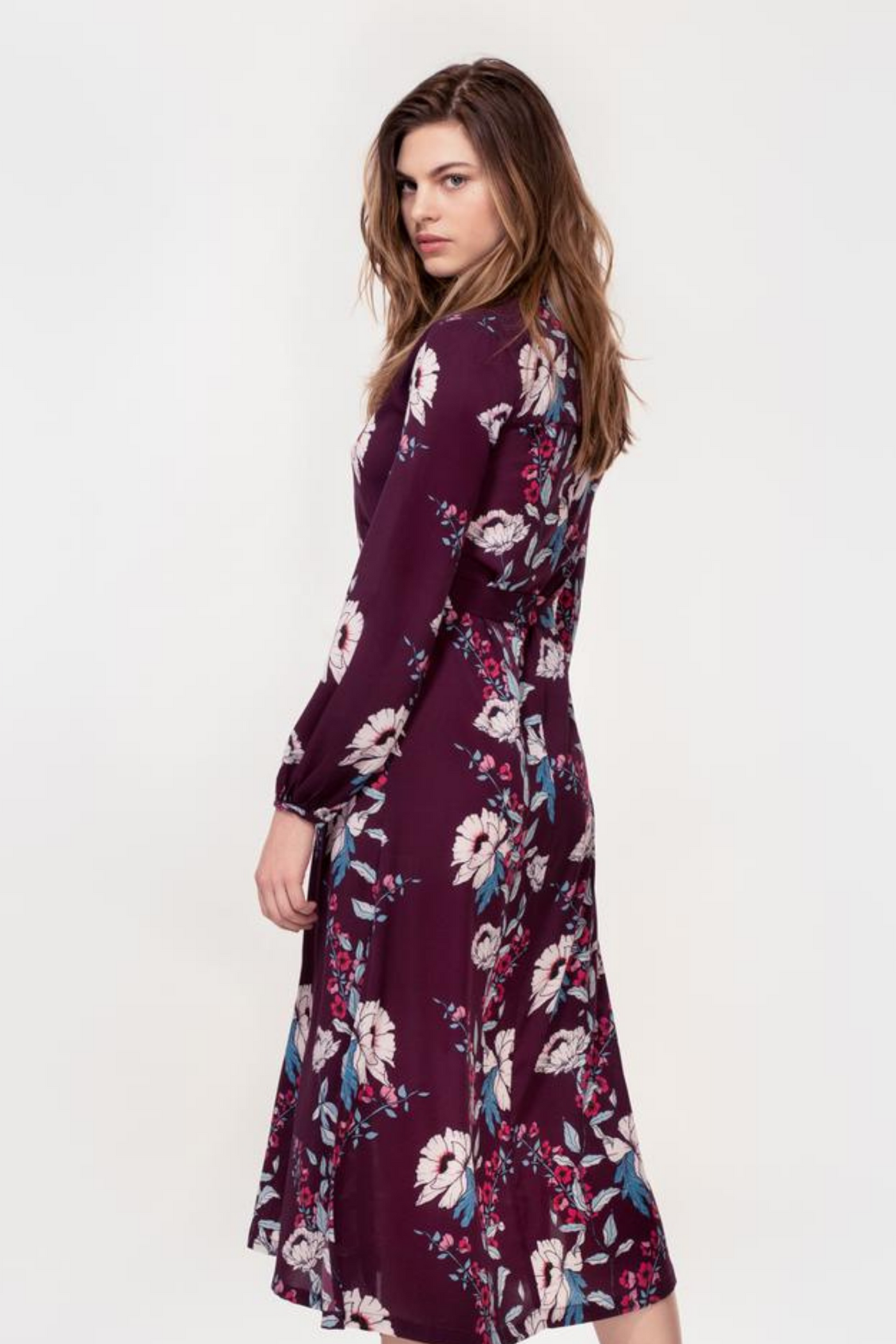 Hide the Label Acacia Shirt Dress in Plum Peony Print, available on ZERRIN with free Singapore shipping.